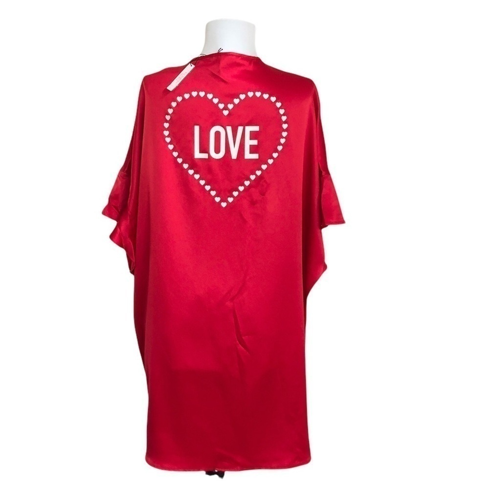 NWT Victorias Secret Red kimono Robe one size